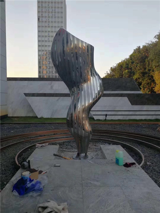 不銹鋼雕塑